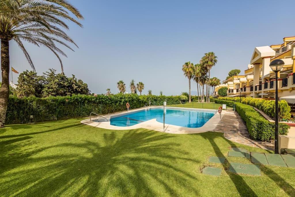 Oleholidays 1106 Romana Playa Primera Linea Playa Марбеля Екстериор снимка