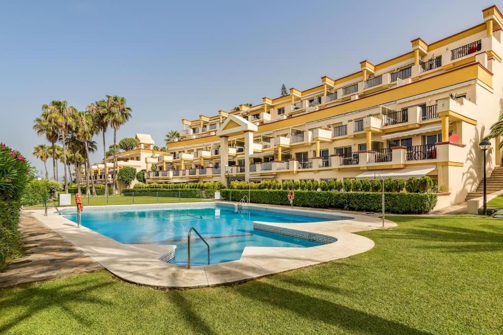Oleholidays 1106 Romana Playa Primera Linea Playa Марбеля Екстериор снимка