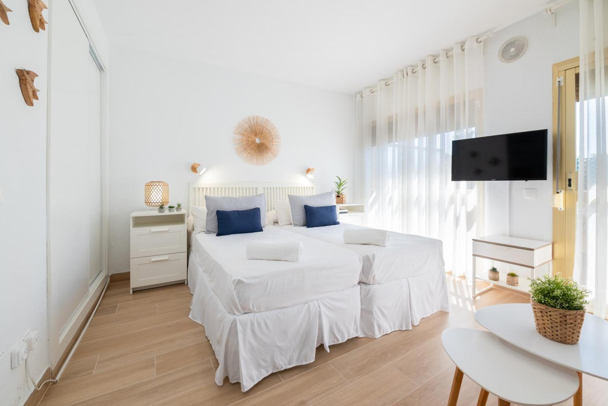 Oleholidays 1106 Romana Playa Primera Linea Playa Марбеля Екстериор снимка